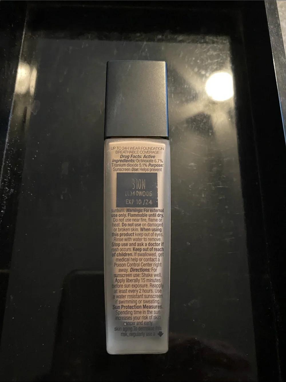 Lancôme Teint Idole Ultra Wear Foundation — Beige and Black
